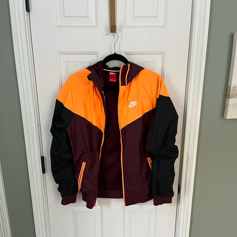 Nike Men’s Sportswear Windrunner Jacket Black, Maroon, and Orange Small